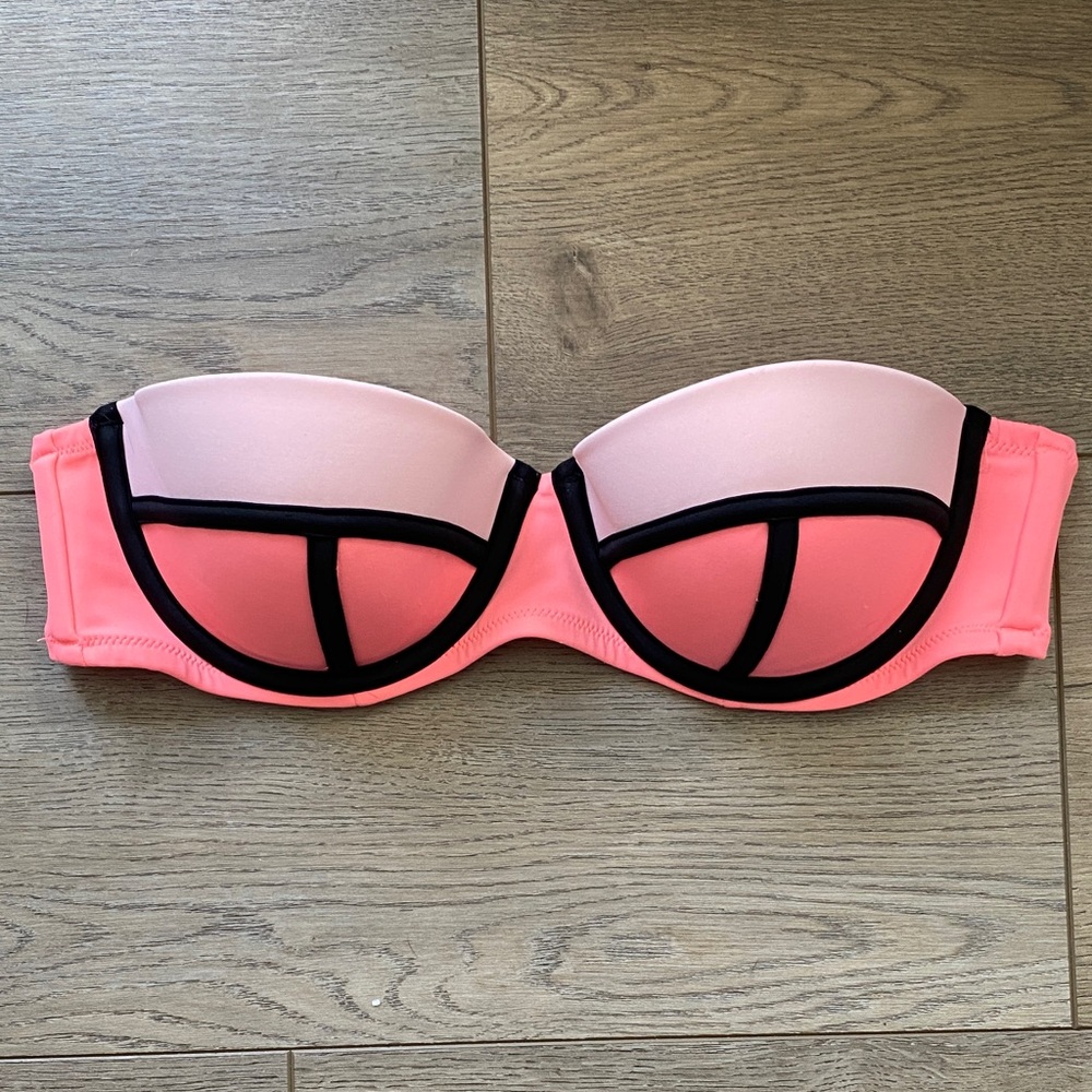 VS 36B Pink and Black Strapless Bikini Top